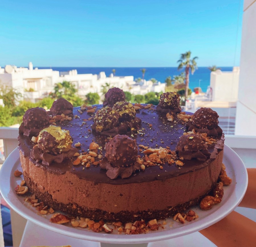 La Navidad Ferrero Rocher en MojácarTarta