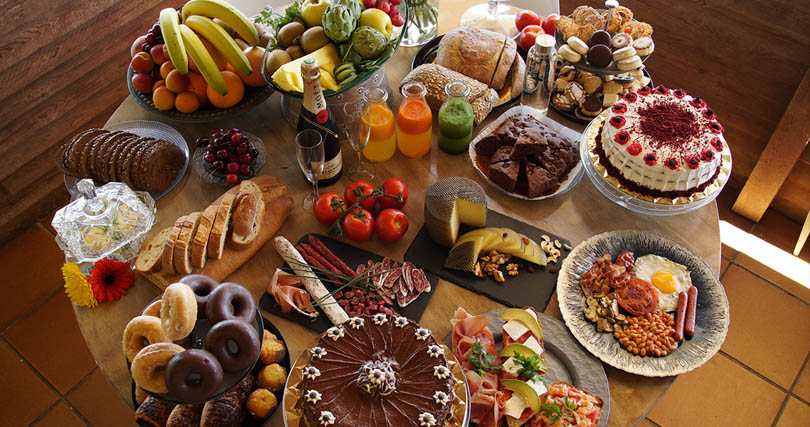 Postres en Restaurante Neptuno share